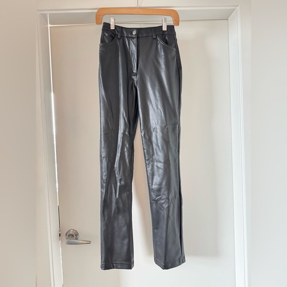 SHEIN Black Straight Leg Jeans